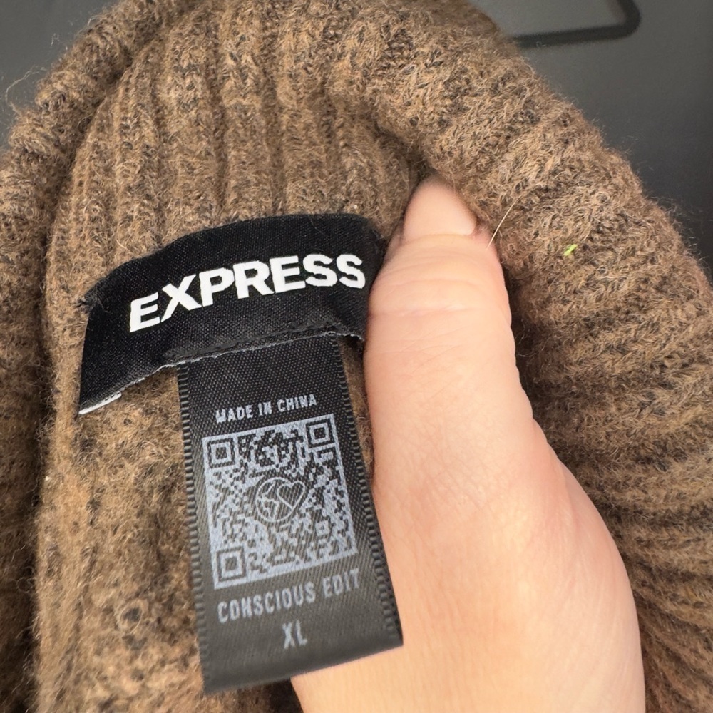 Express off the shoulder cable knit sweater-Brown-size XL- worn once- super soft - Picture 7 of 9